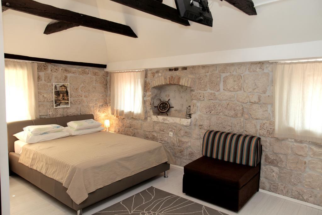 Apartment Tragurium Trogir